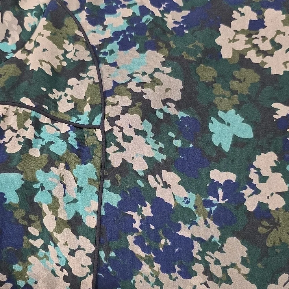 Tommy Hilfiger- Girls Blue & Green Floral Dress. Size 10